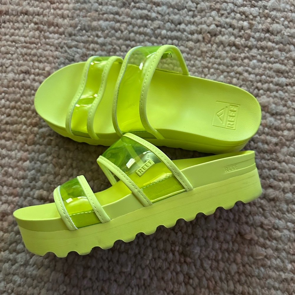 REEF women’s vista high energy sandals